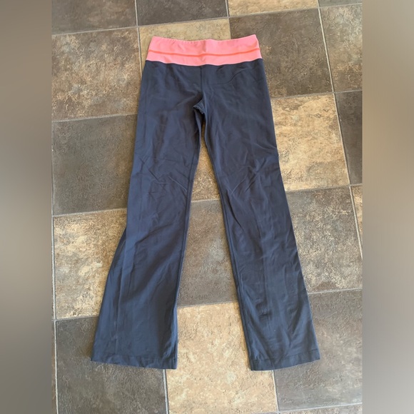 Women’s lululemon pants! - Picture 1 of 6